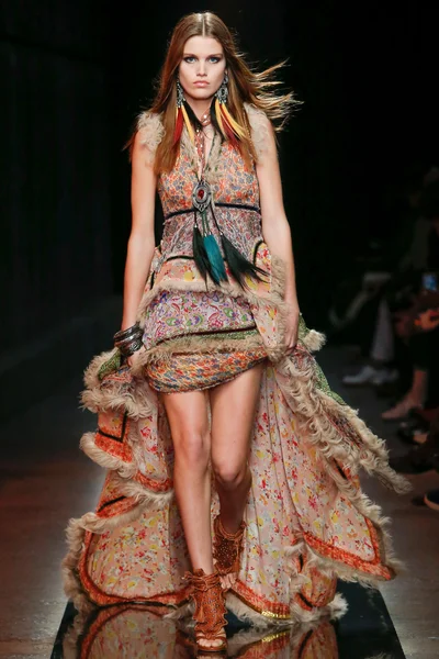 Look 46